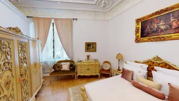 Фото номера Номер Делюкс с кроватью размера «queen-size» Отель Conacul Coroanei Luxury Boutique Hotel г. Бухарест 32