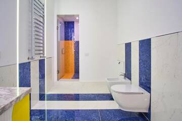 Фото номера Двухместный номер Делюкс с 2 отдельными кроватями Отель Vilacrosse Boutique Inn г. Бухарест 5