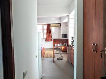 Фото номера Вилла с 1 спальней Виллы Quiet Garden 1st Floor г. Бухарест 17