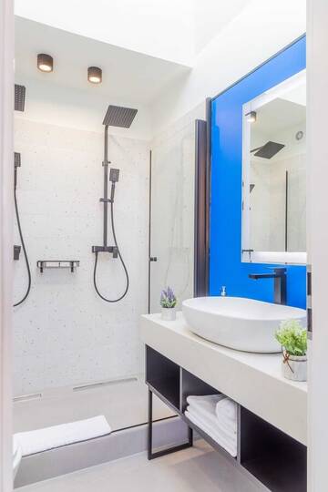 Фото номера Апартаменты с балконом Апарт-отели Emil Balaban Luxury Apartment г. Бухарест 4
