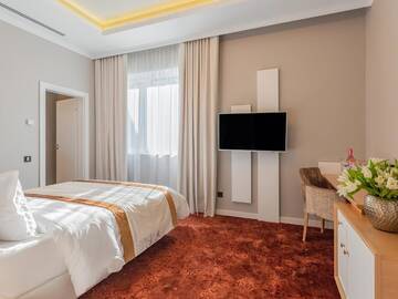 Фото номера Номер Делюкс Отель Pergola Boutique Hotel г. Бухарест 11