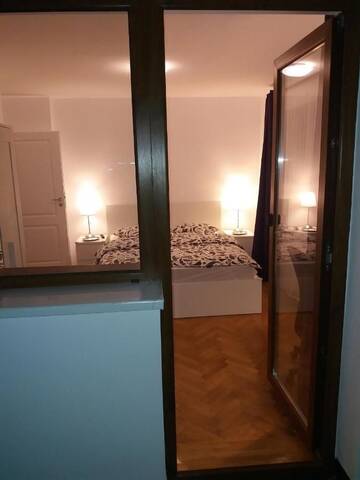 Фото номера Двухместный номер с 1 кроватью и террасой Гостевой дом 12 Residence Cotroceni г. Бухарест 17