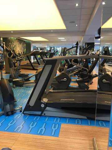 Фото номера Апартаменты с 1 спальней Апарт-отели Platinum Rooms ApartHotel г. Бухарест 29