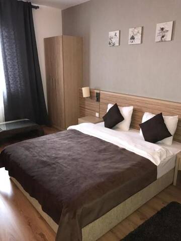 Фото номера Апартаменты с 1 спальней Апарт-отели Platinum Rooms ApartHotel г. Бухарест 4