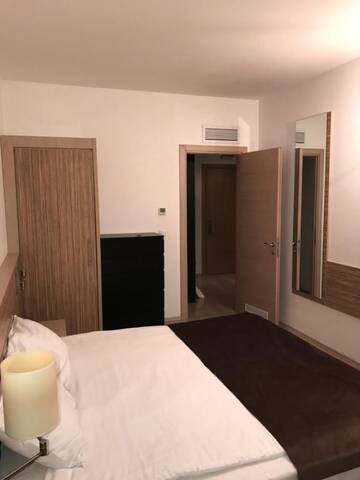 Фото номера Апартаменты с 1 спальней Апарт-отели Platinum Rooms ApartHotel г. Бухарест 6