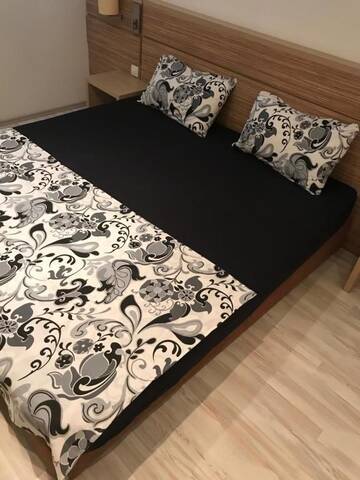 Фото номера Апартаменты с 1 спальней Апарт-отели Platinum Rooms ApartHotel г. Бухарест 10