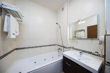 Фото номера Апартаменты в пентхаусе Апарт-отели Penthouse Orhideea г. Бухарест 56