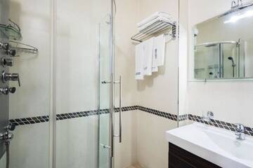 Фото номера Апартаменты в пентхаусе Апарт-отели Penthouse Orhideea г. Бухарест 57