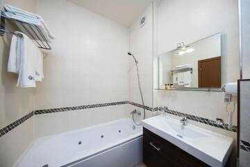 Фото номера Апартаменты в пентхаусе Апарт-отели Penthouse Orhideea г. Бухарест 21