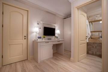 Фото номера Стандартный двухместный номер с 1 кроватью Отель Hotel Casa Fiori г. Бухарест 18