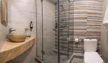 Фото номера Стандартный двухместный номер с 1 кроватью Отель Hotel Casa Fiori г. Бухарест 7