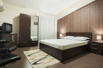 Фото номера Двухместный номер с 1 кроватью и собственной ванной комнатой Отель Hotel Rivoli г. Бухарест 22