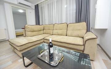 Фото номера Люкс с 1 спальней Отель Harmony Suites г. Бухарест 21