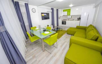Фото номера Апартаменты с 1 спальней Отель Harmony Suites г. Бухарест 15