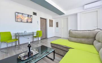Фото номера Люкс с террасой Отель Harmony Suites г. Бухарест 4