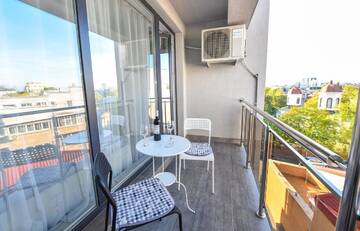 Фото номера Люкс с террасой Отель Harmony Suites г. Бухарест 10