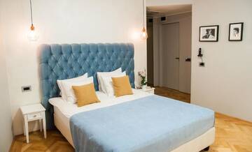 Фото номера Улучшенный двухместный номер с 1 кроватью Отель Venis Boutique Hotel г. Бухарест 12