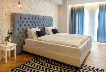 Фото номера Улучшенный двухместный номер с 1 кроватью Отель Venis Boutique Hotel г. Бухарест 18