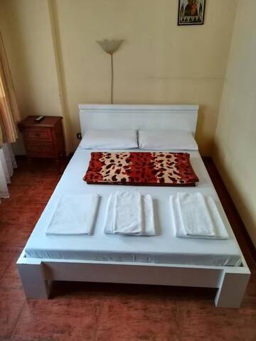 Фото номера Номер с кроватью размера «queen-size» Хостелы Welcome Hostel г. Бухарест 13