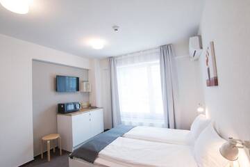 Фото номера Номер-студио с балконом Апарт-отели Victoriei City Studios г. Бухарест 5