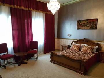 Фото номера Стандартный двухместный номер с 1 кроватью Отель NF Palace Old City Bucharest г. Бухарест 26