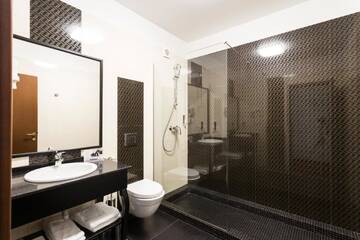 Фото номера Двухместный номер «Премиум» с 1 кроватью Отель Ganzo Boutique Hotel г. Бухарест 3