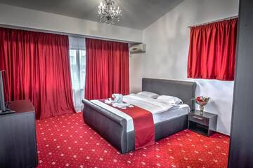 Фото номера Двухместный номер с 1 кроватью Отель Hotel Elisabeta г. Бухарест 15