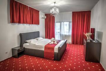Фото номера Люкс с 2 спальнями Отель Hotel Elisabeta г. Бухарест 3