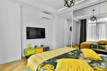 Фото номера Rainbow Two Bedrooms Apartment Апарт-отели Novum Aparthotel г. Бухарест 15
