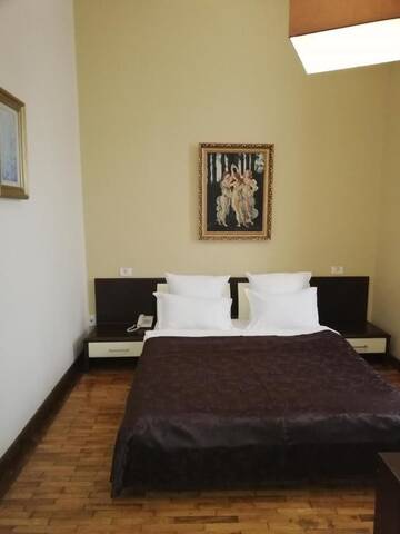 Фото номера Двухместный номер эконом-класса с 1 кроватью Отель Hotel Reginetta г. Бухарест 5