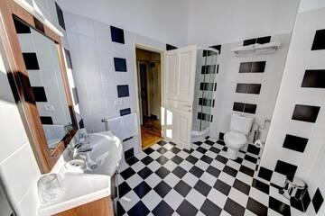 Фото номера Двухместный номер с 1 кроватью Отель Hotel Reginetta г. Бухарест 5
