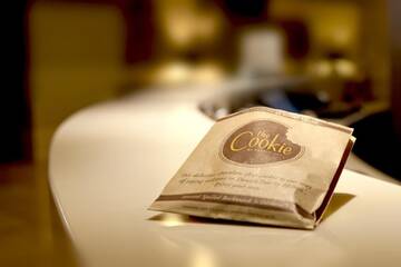 Фото номера Одноместный номер Отель DoubleTree by Hilton Bucharest Unirii Square г. Бухарест 2