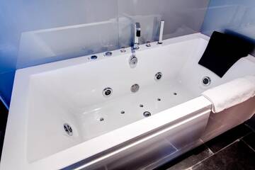 Фото номера Представительский люкс Отель Sarroglia Hotel г. Бухарест 4