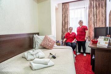 Фото номера Одноместный номер с балконом Отель Hotel Razvan г. Бухарест 11