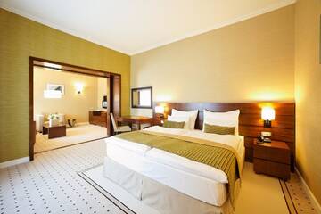 Фото номера Люкс Отель Capital Plaza Hotel г. Бухарест 4