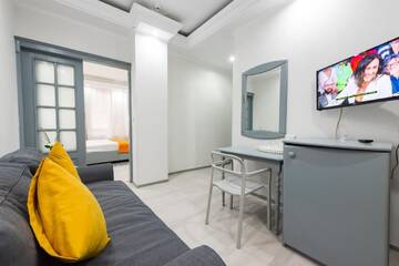 Фото номера Люкс Отель Relax Comfort Suites Hotel г. Бухарест 8