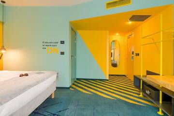 Фото номера Стандартный двухместный номер с 1 кроватью Отель ibis Styles Bucharest Erbas г. Бухарест 10