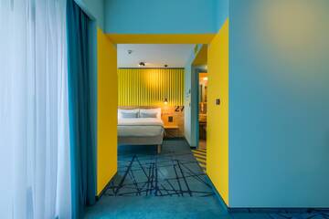 Фото номера Семейный номер с диваном-кроватью Отель ibis Styles Bucharest Erbas г. Бухарест 4