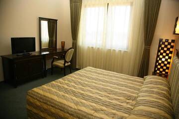Фото номера Двухместный номер с 1 кроватью Отель Hotel Tecadra г. Бухарест 11