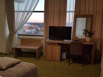 Фото номера Двухместный номер с 1 кроватью Отель Hotel Tecadra г. Бухарест 4