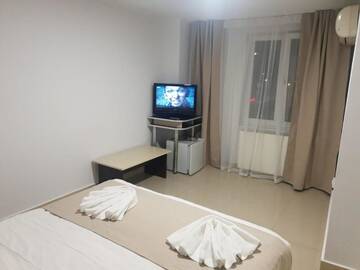 Фото номера Улучшенный двухместный номер с 1 кроватью Отель Hotel Top Central г. Бухарест 31