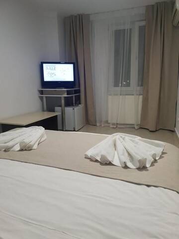 Фото номера Улучшенный двухместный номер с 1 кроватью Отель Hotel Top Central г. Бухарест 28