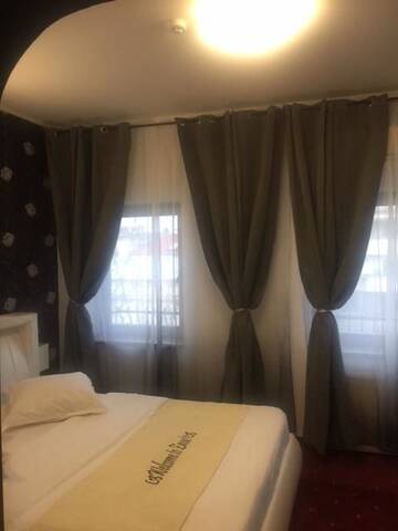 Фото номера Улучшенный двухместный номер с 1 кроватью Отель Zava Boutique Hotel Central г. Бухарест 11