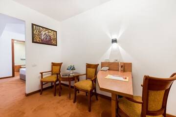 Фото номера Полулюкс Отель Hotel Duke Romana г. Бухарест 7