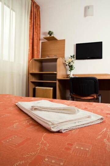 Фото номера Одноместный номер Отель Hotel Est г. Бухарест 9
