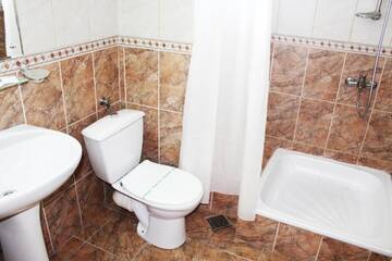 Фото номера Стандартный одноместный номер Отель Elizeu Hotel г. Бухарест 16