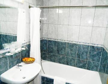 Фото номера Стандартный двухместный номер с 1 кроватью Отель Elizeu Hotel г. Бухарест 14
