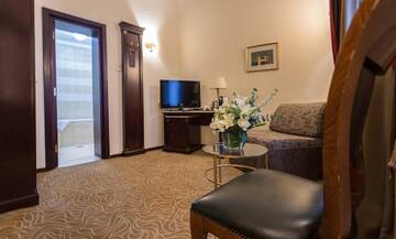 Фото номера Люкс Отель Hotel Venezia by Zeus International г. Бухарест 3