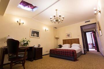 Фото номера Люкс Отель Hotel Venezia by Zeus International г. Бухарест 5