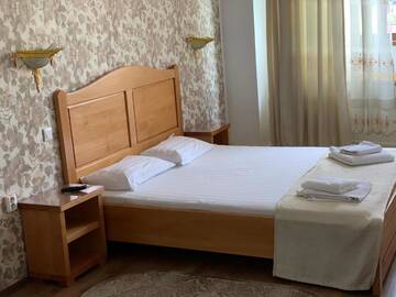 Фото номера Двухместный номер с 1 кроватью Отель Hotel Funnytime г. Бухарест 28